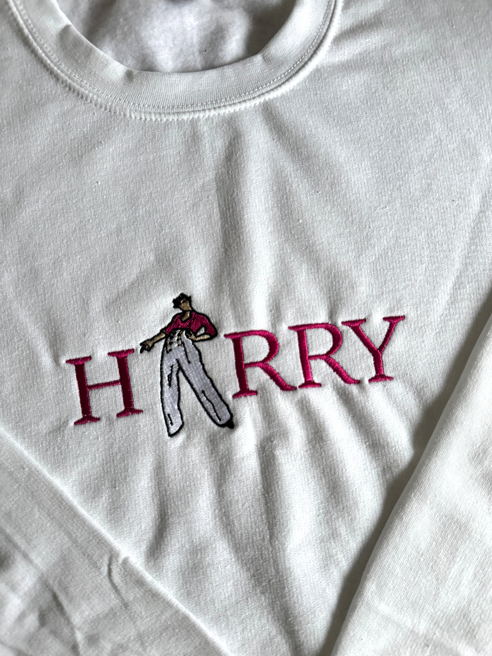 HARRY - Embroidered Crewneck