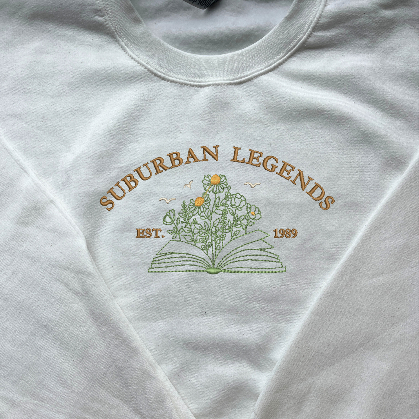 Suburban Legends, Embroidered sweatshirt