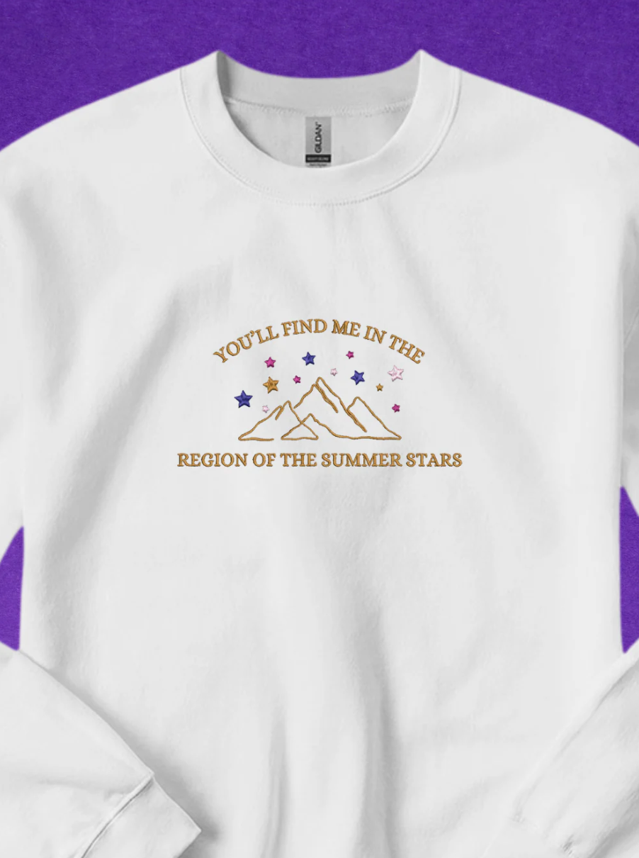 Too good to go! -  Walking in the wind - EMBROIDERED Crewneck Sweatshirt